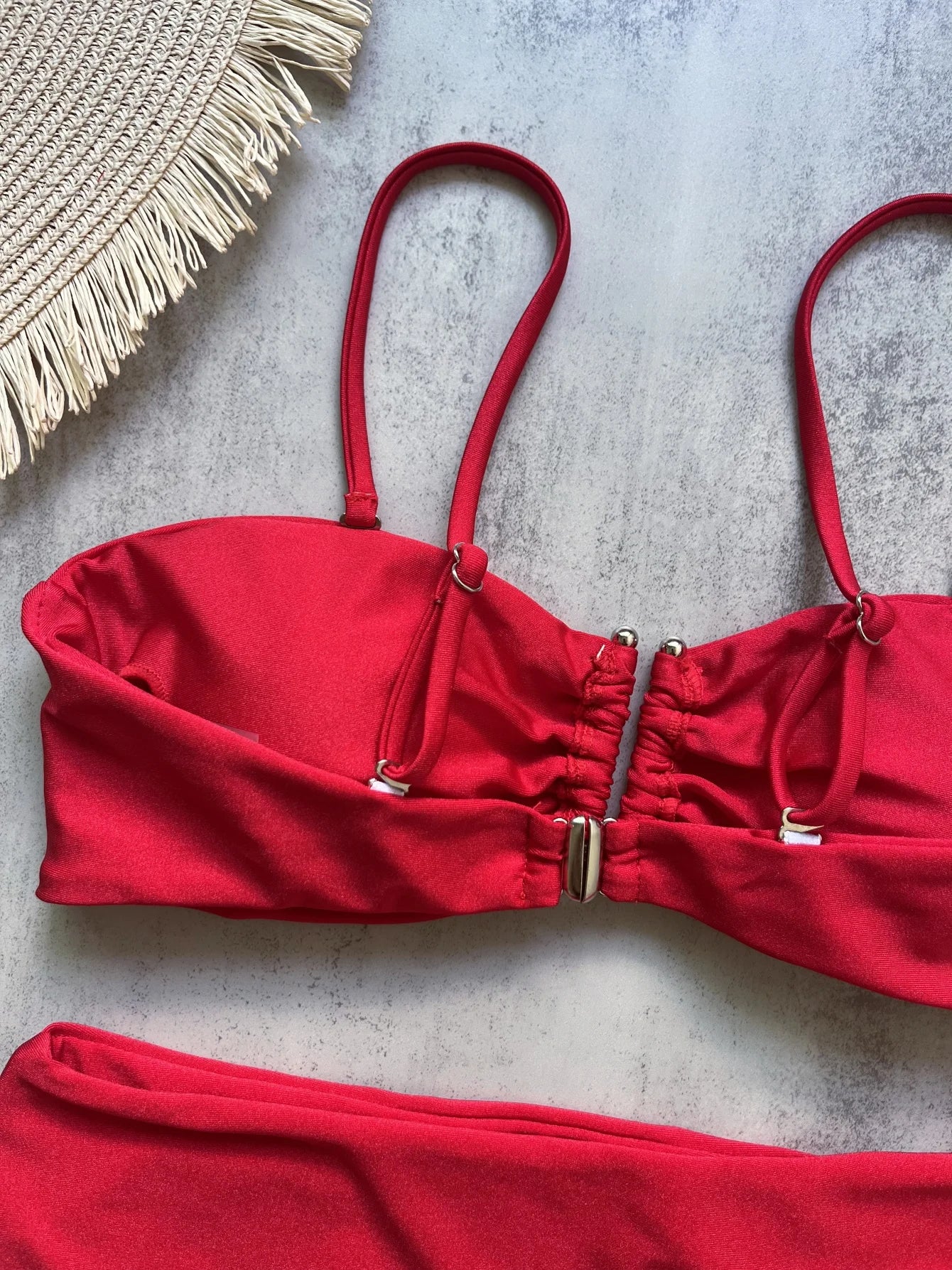 Nina Bikini