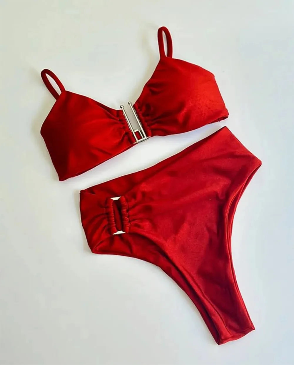 Nina Bikini