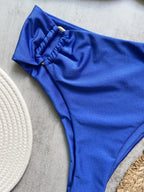 Nina Bikini