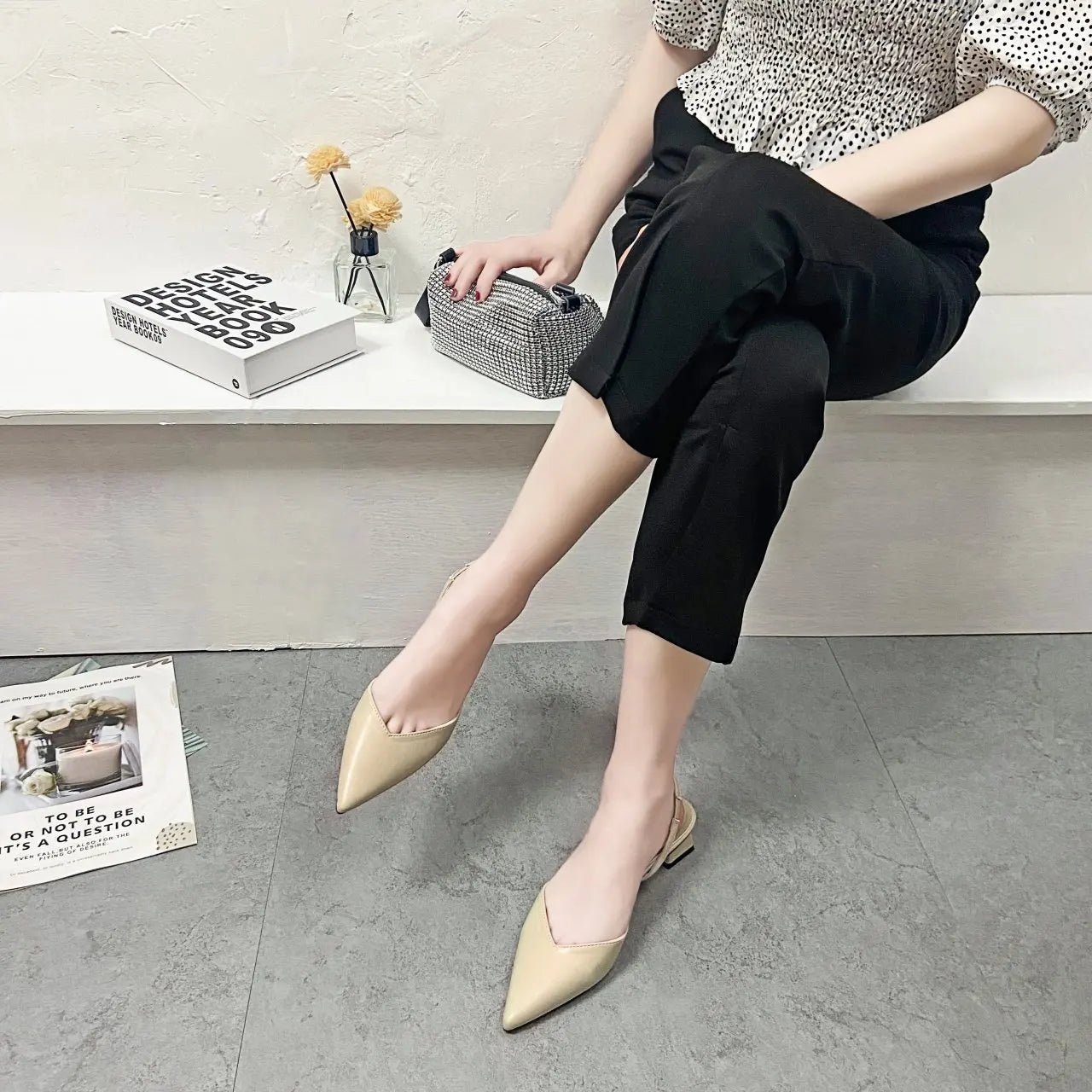 Aylin Sandals