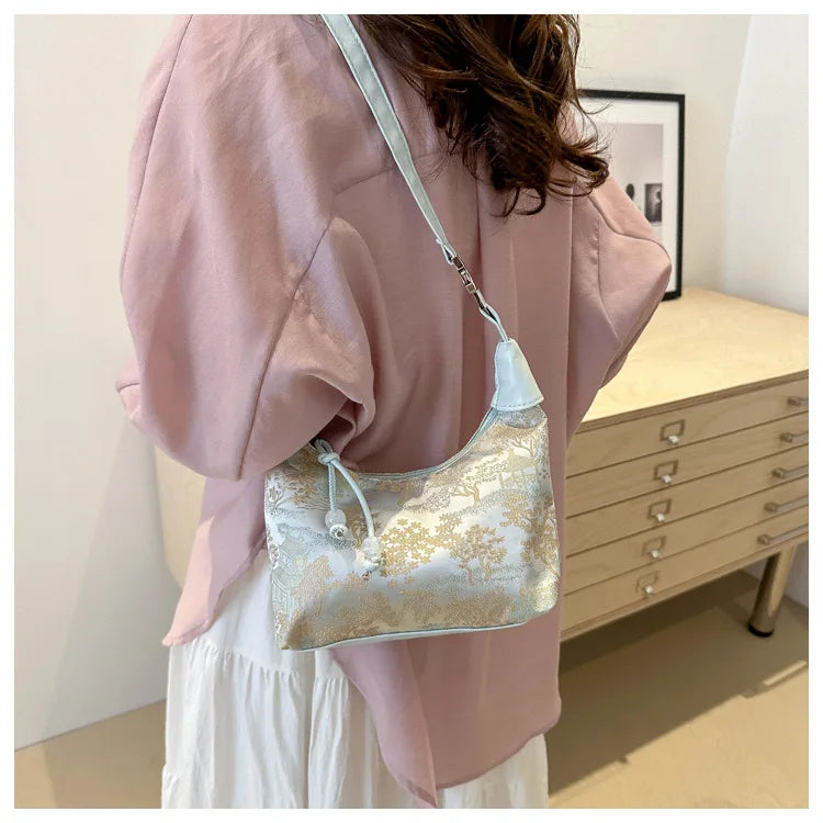 Kassandra Bag