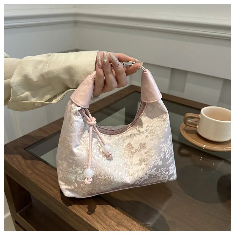 Kassandra Bag