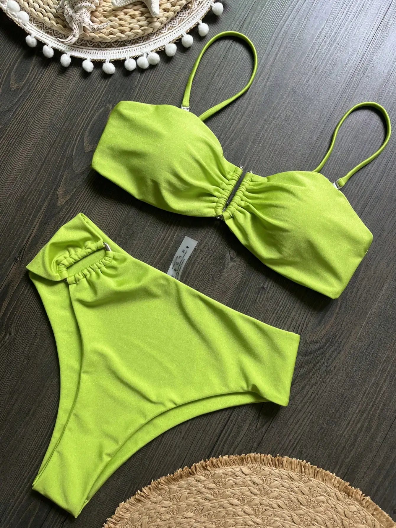 Nina Bikini