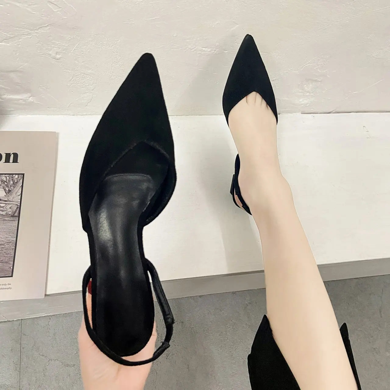 Aylin Sandals