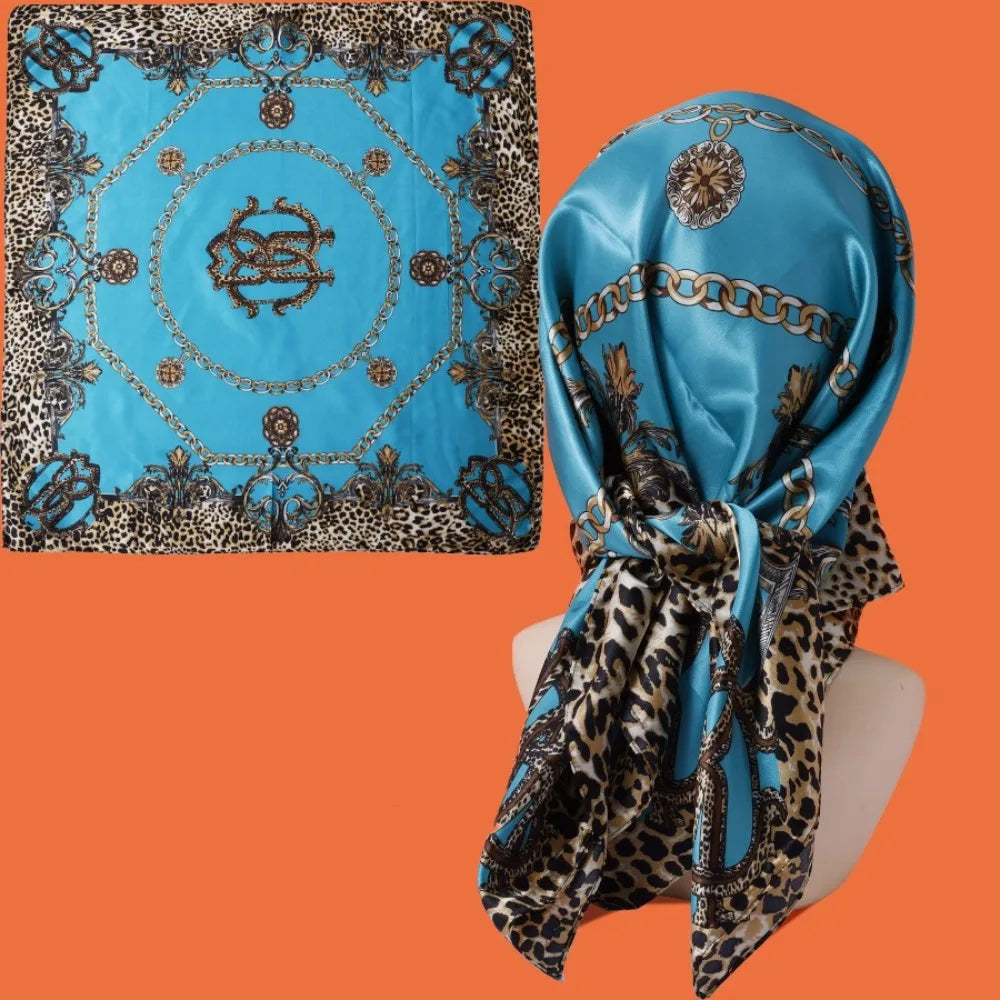 Cristina Scarf