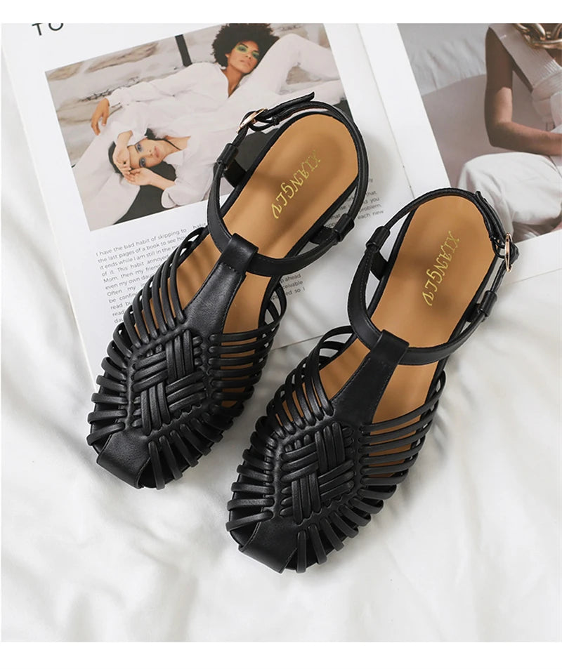 Mariam Sandals