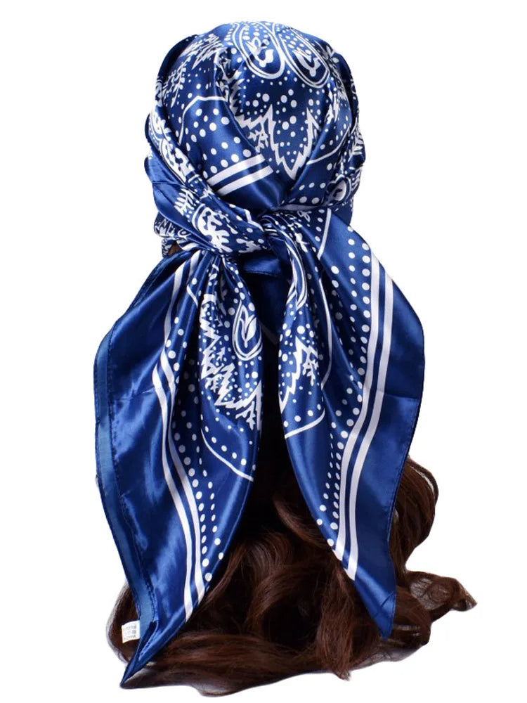 Lea Scarf