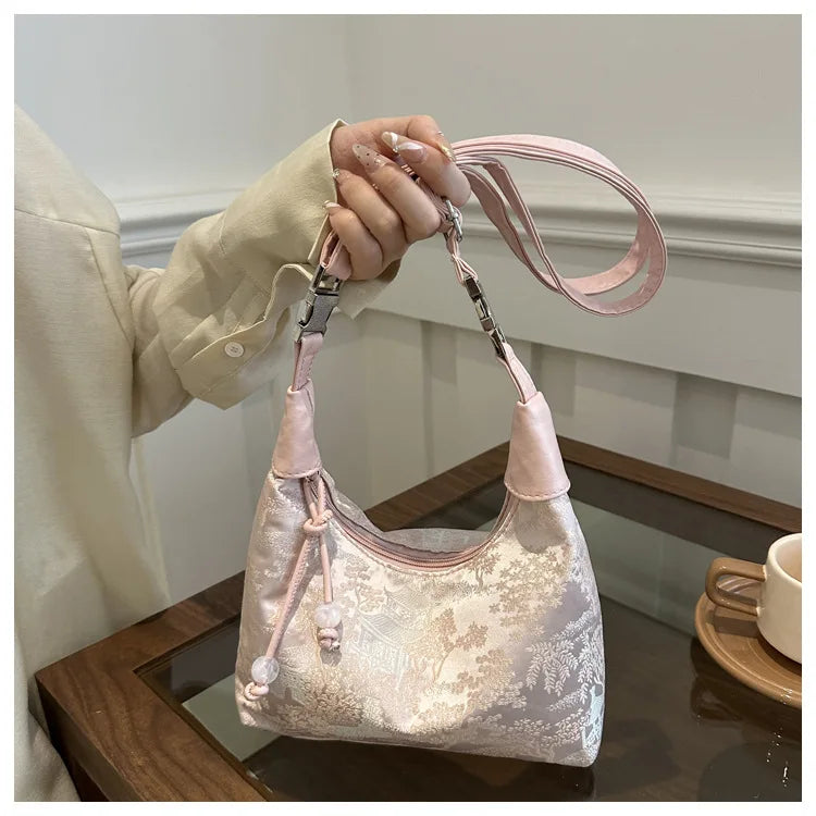 Kassandra Bag