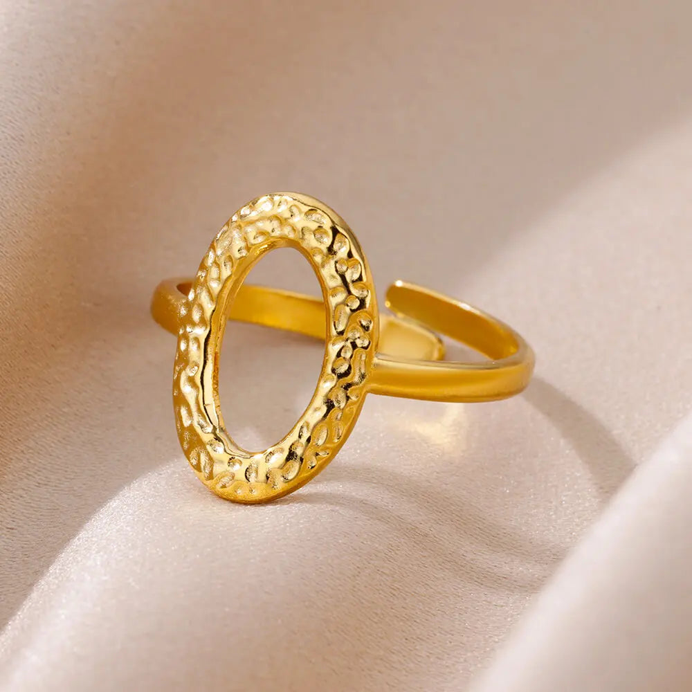 Claire Ring
