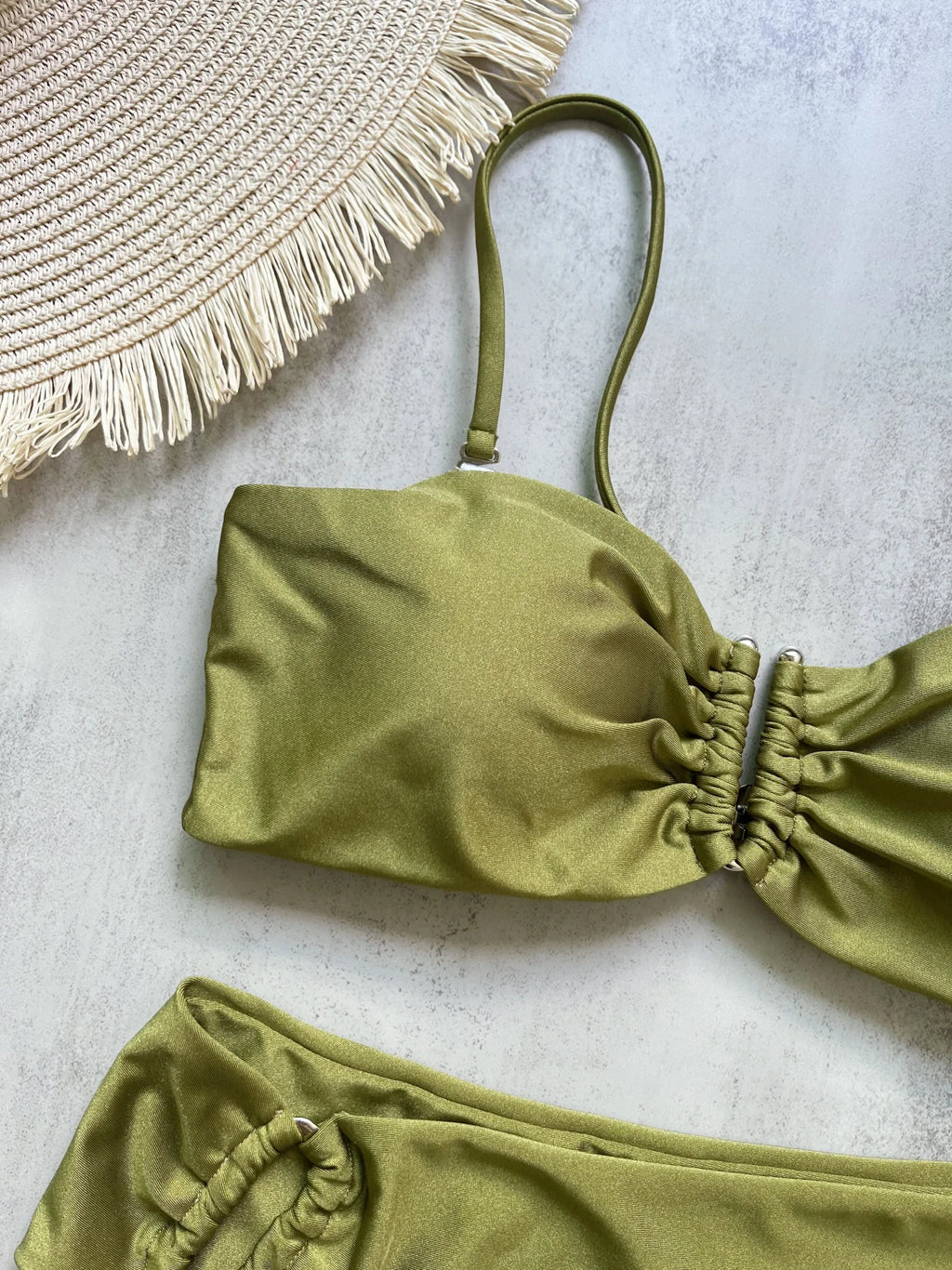 Nina Bikini