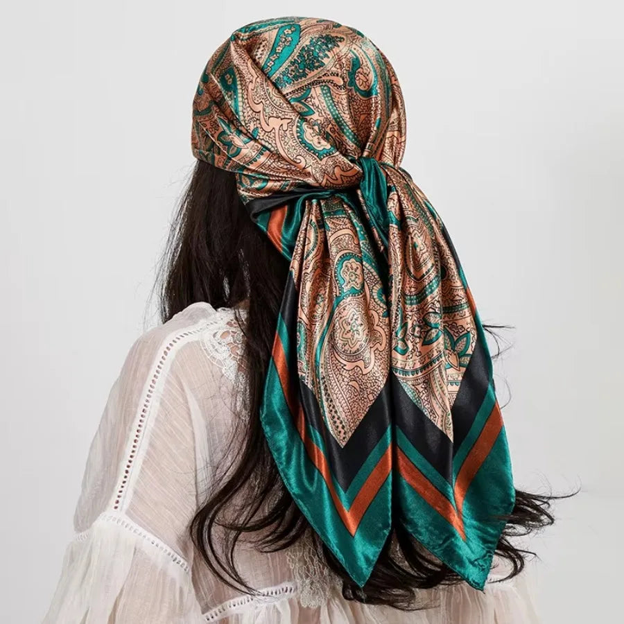Cristina Scarf