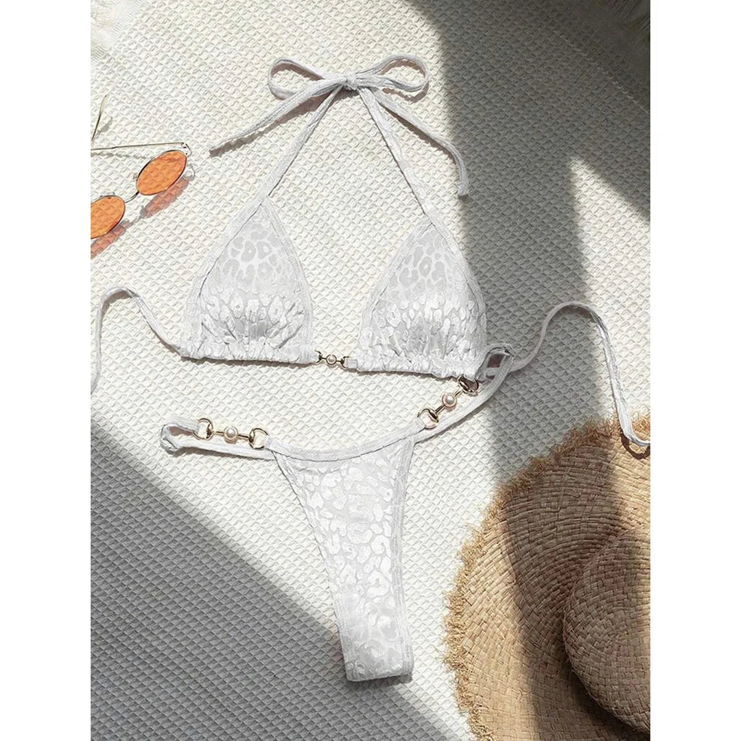 Norah Bikini