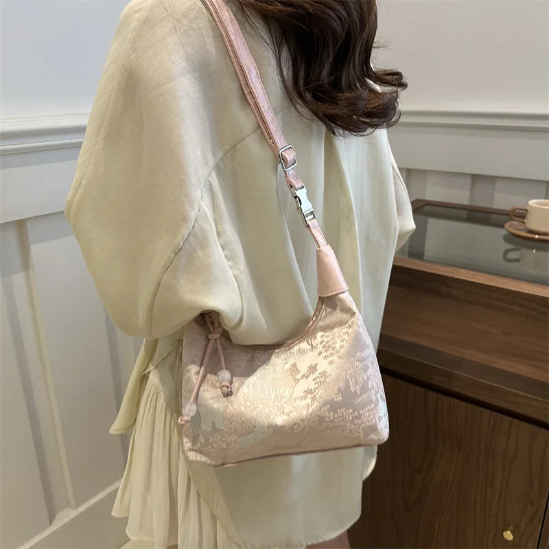 Kassandra Bag