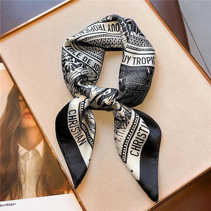 Kaia Scarf