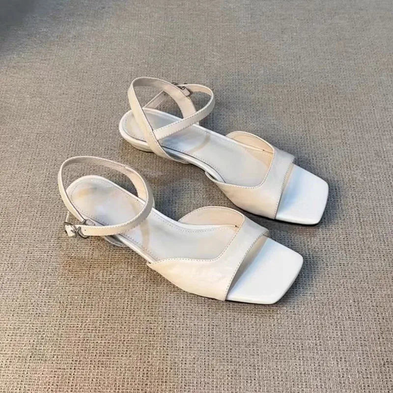 Hanna Sandals