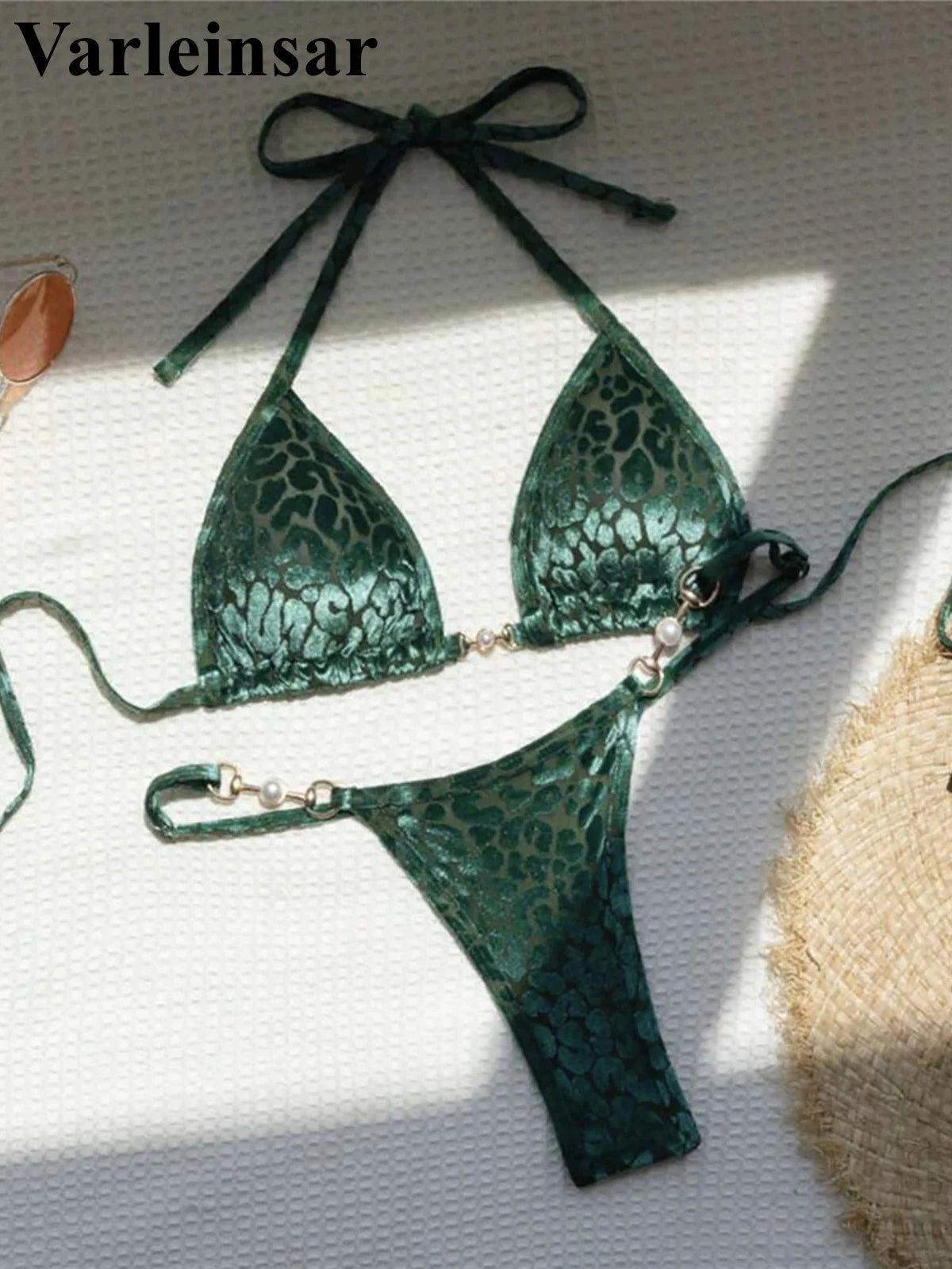 Norah Bikini