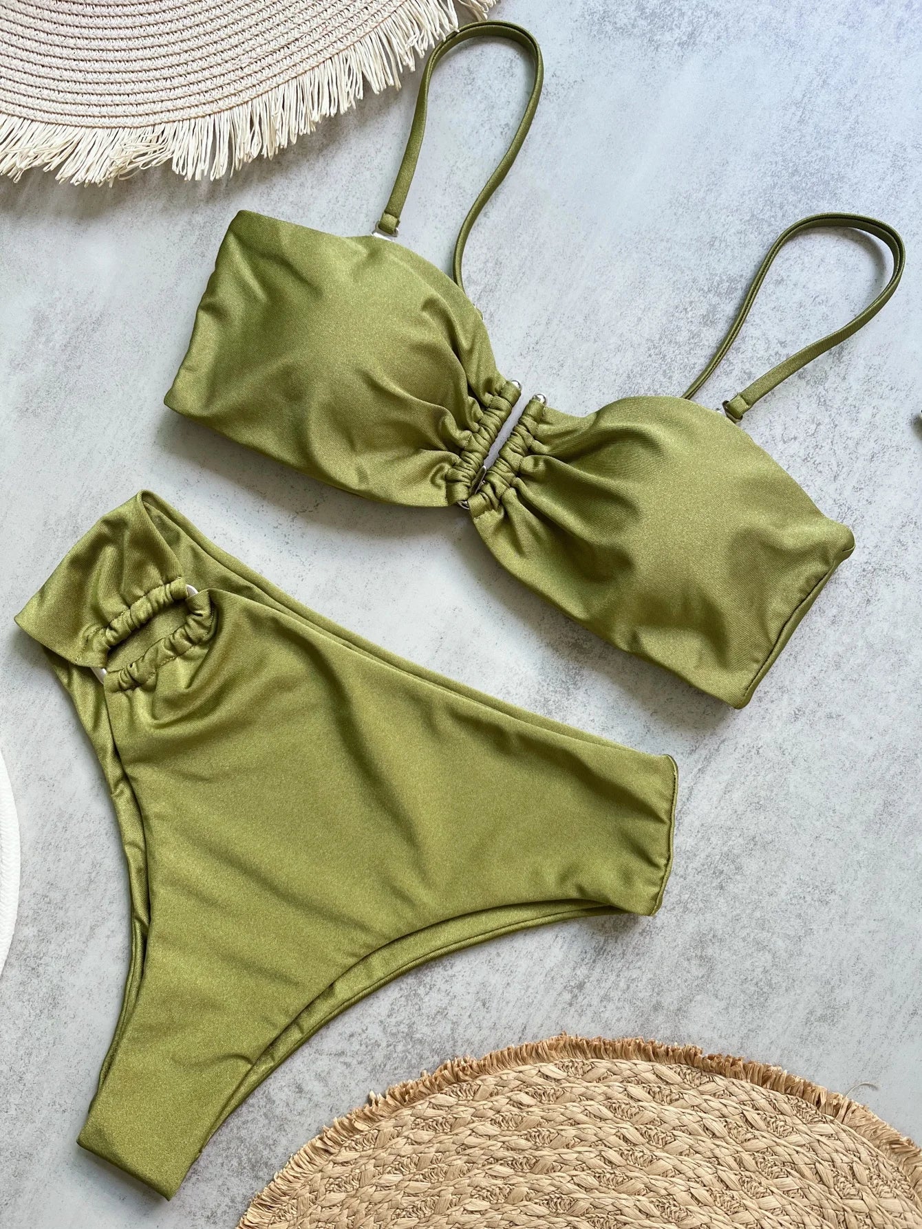 Nina Bikini